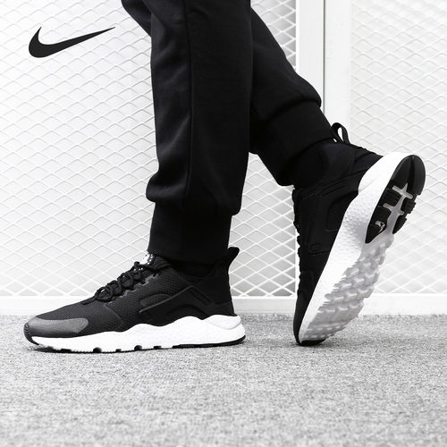 Nike/耐克正品 Air Huarache Run 女子舒适运动休闲鞋 819151