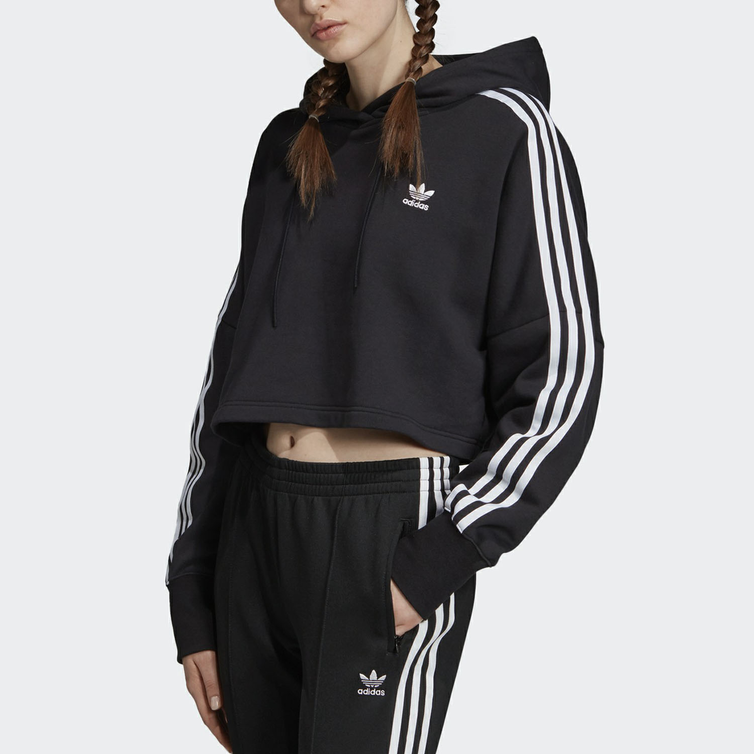 阿迪达斯女连帽休闲套头衫卫衣
