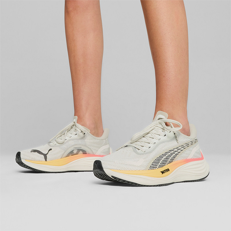 Puma/彪马正品2024新款女士时尚回弹防滑耐穿抓地耐磨跑步鞋图片