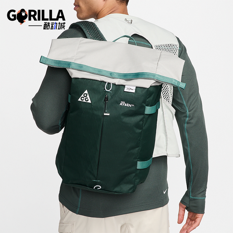 耐克男女轻便户外运动休闲双肩包