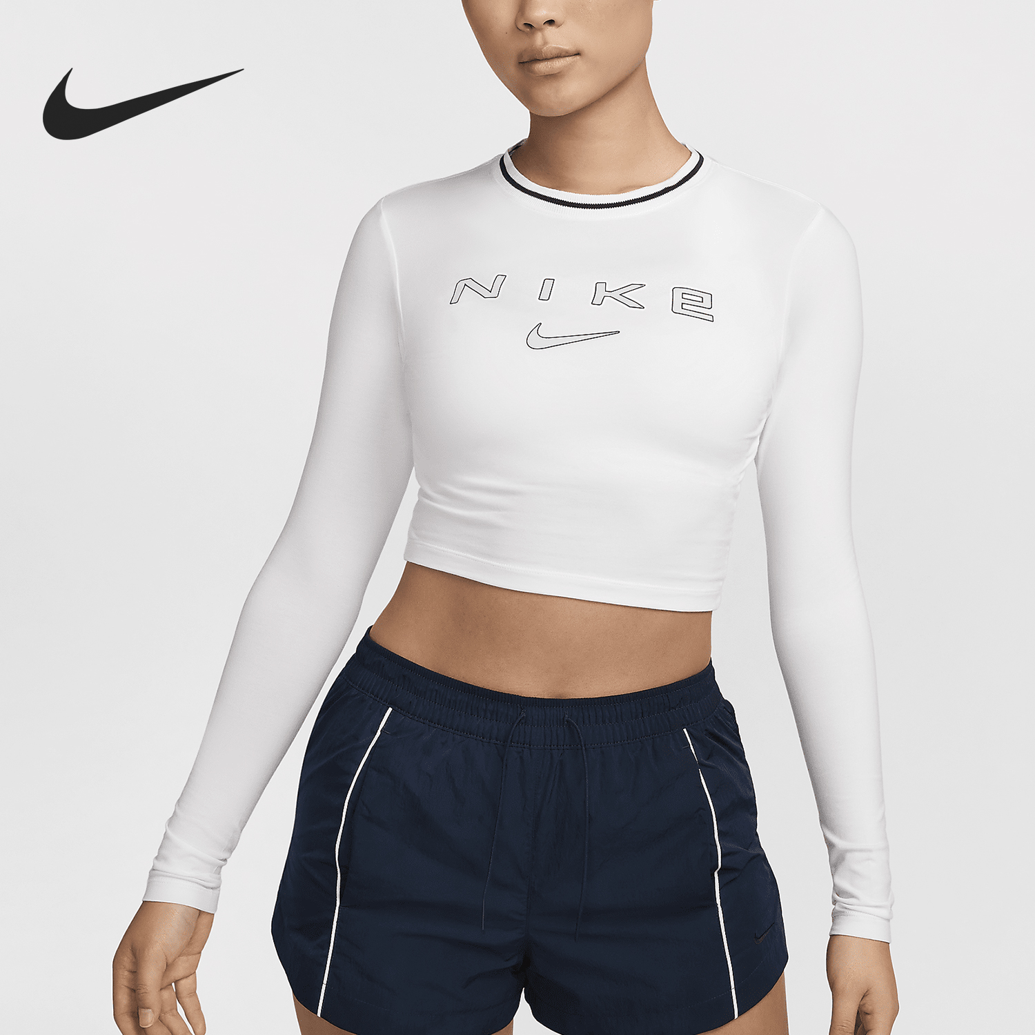 Nike/耐克女士休闲圆领长袖T恤