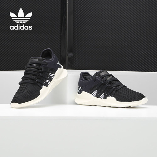 休闲板鞋Adidas/阿迪达斯女