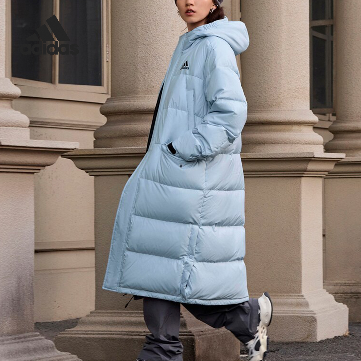 阿迪达斯男女防泼水连帽羽绒服