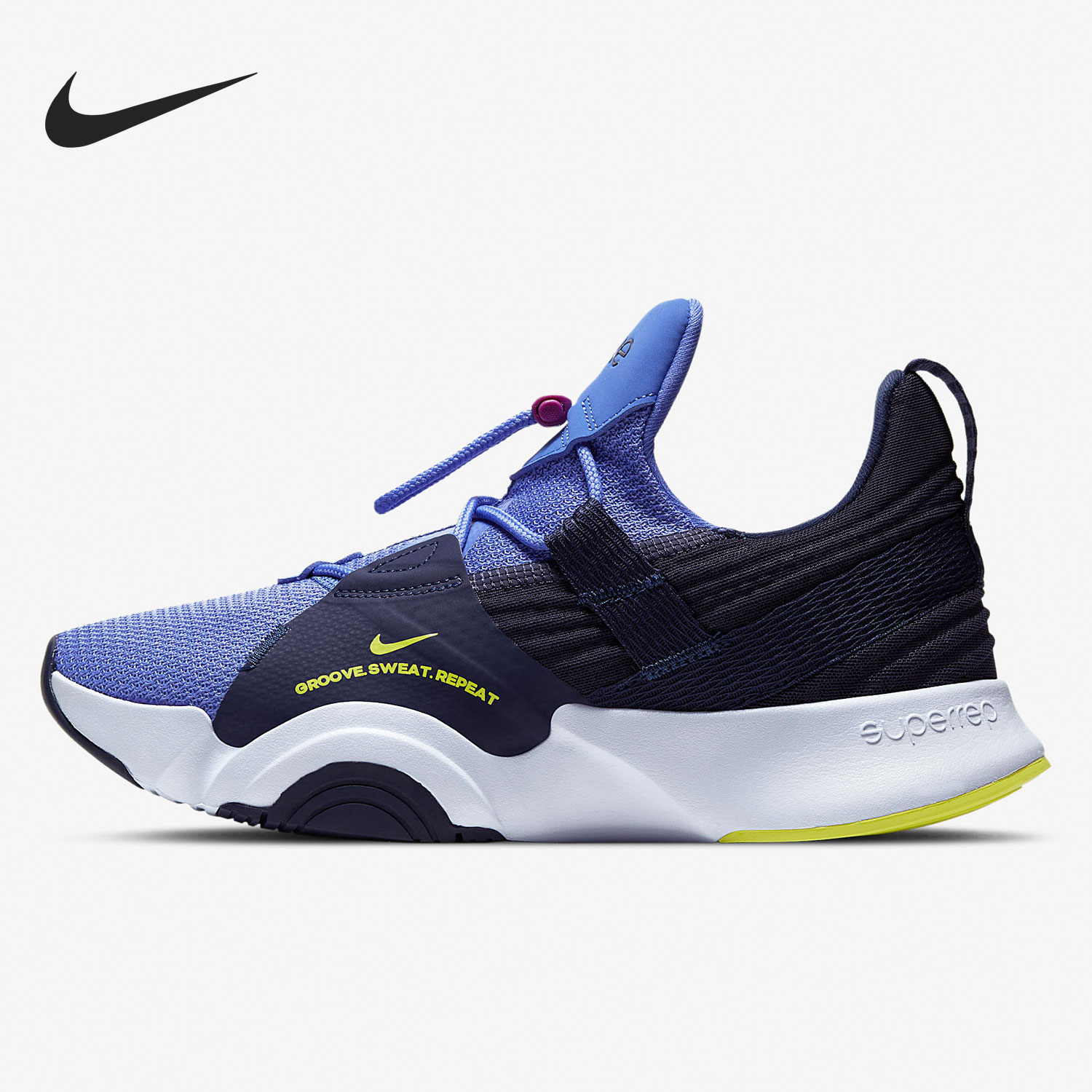 耐克女子舒适运动跑步鞋