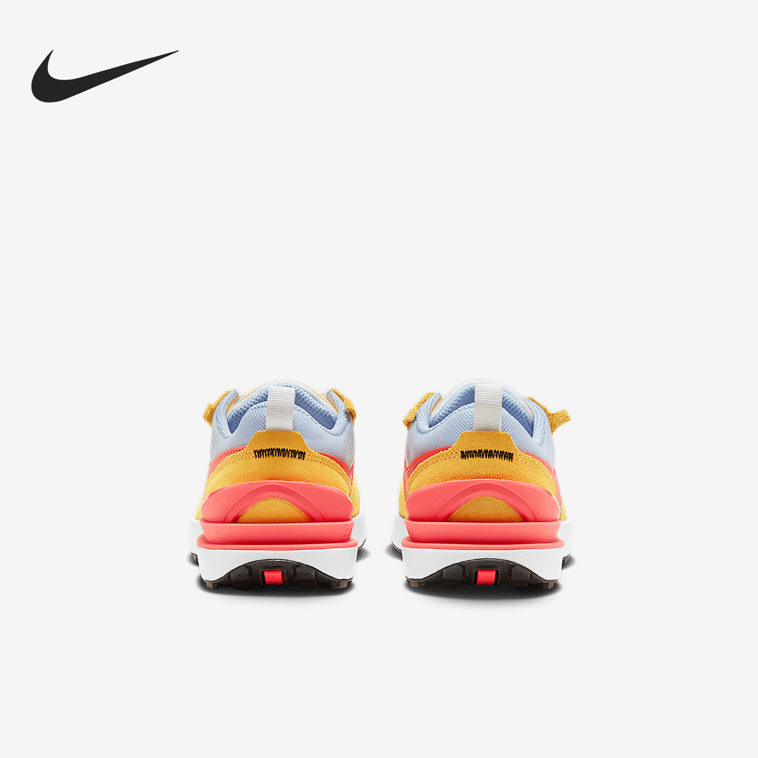 耐克大童透气运动跑步鞋