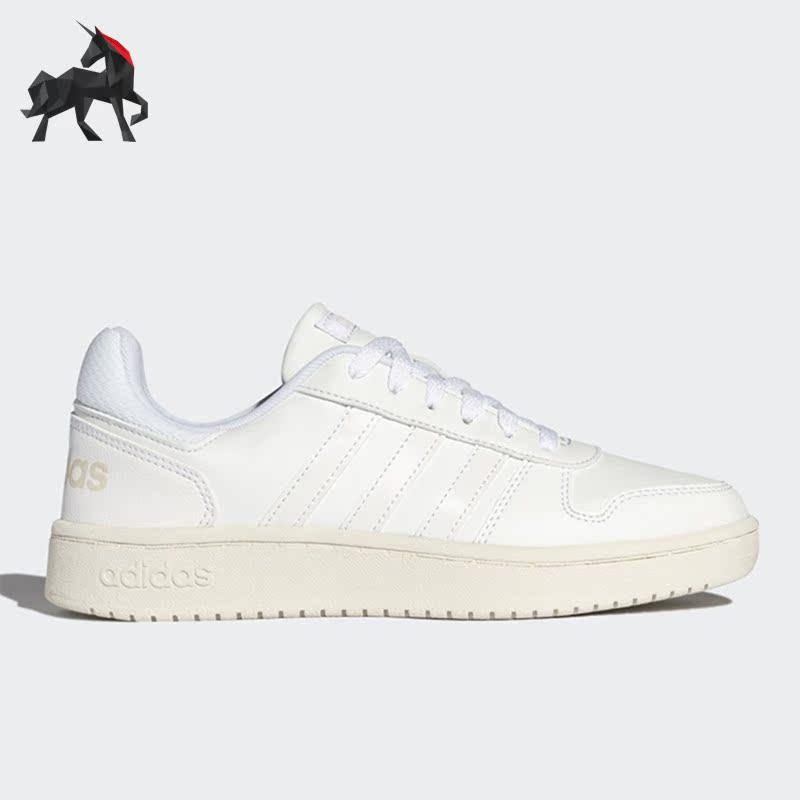 阿迪达斯大童低帮运动板鞋