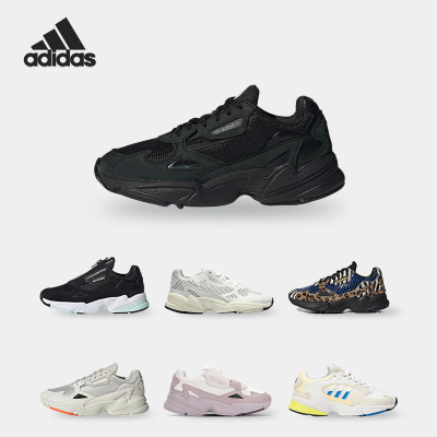 休闲鞋Adidas/阿迪达斯
