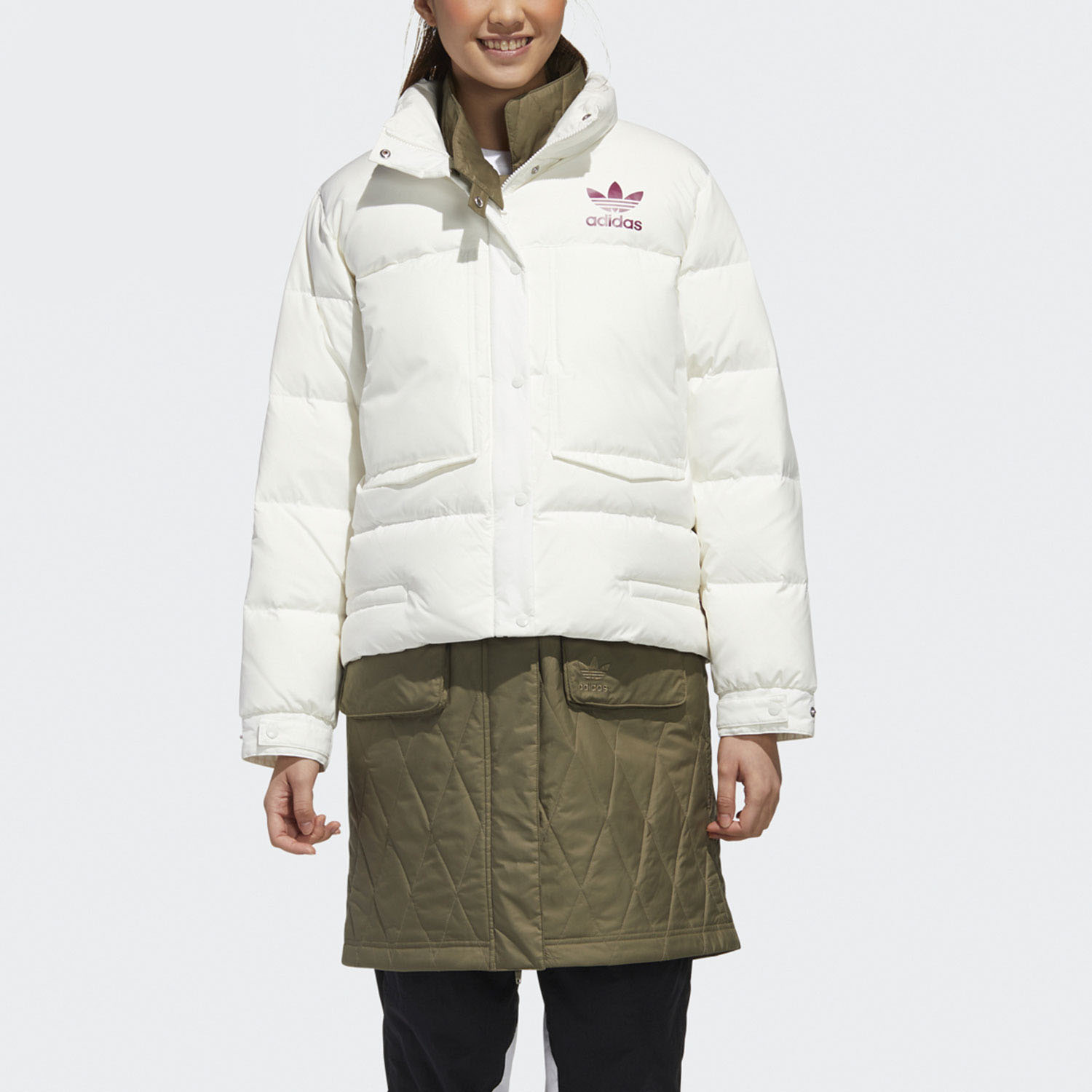 三叶草女秋舒适运动羽绒服