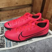 AT7999 Nike 潮流实战训练足球鞋 26夏运动男女时尚 606 耐克正品