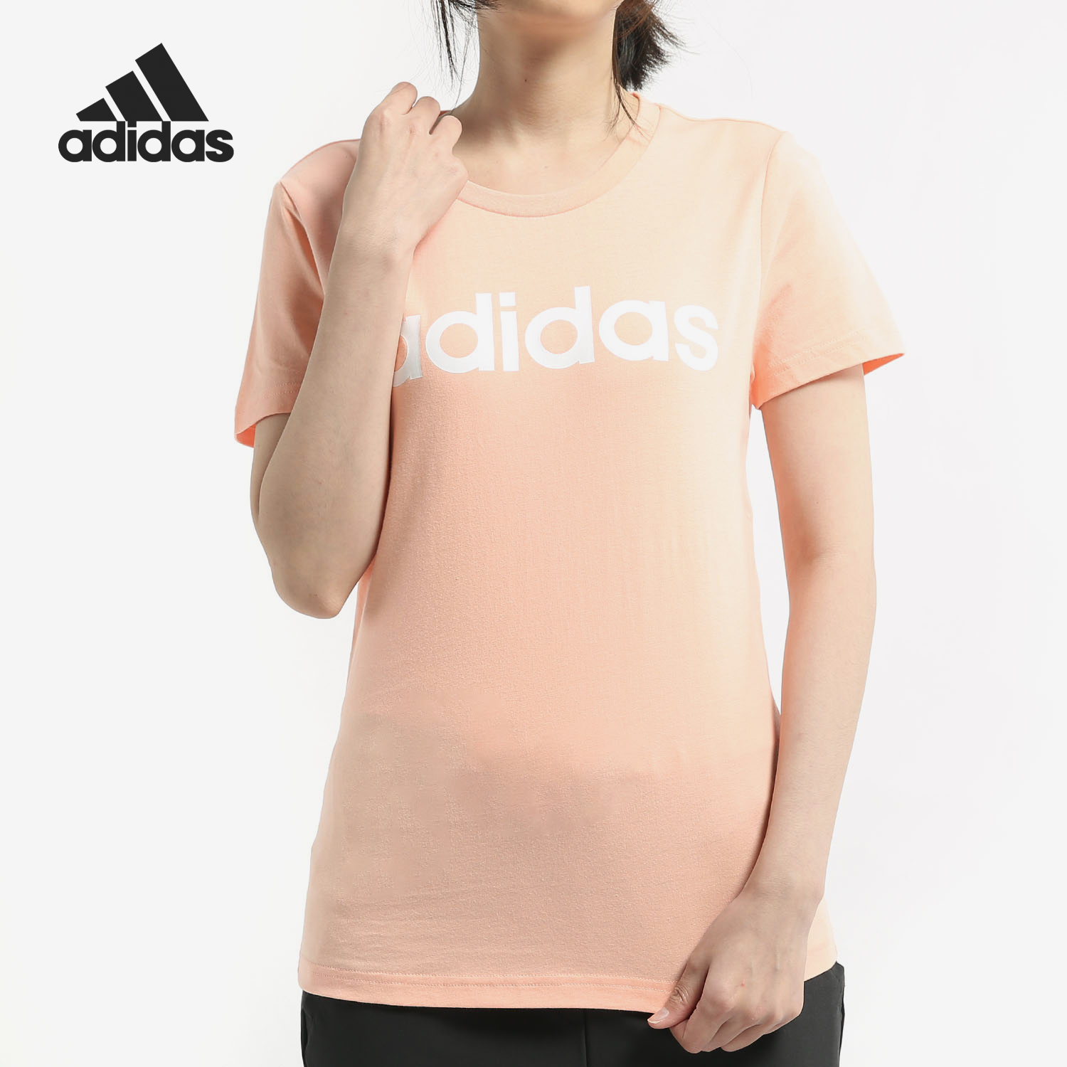 阿迪达斯女士运动休闲T恤