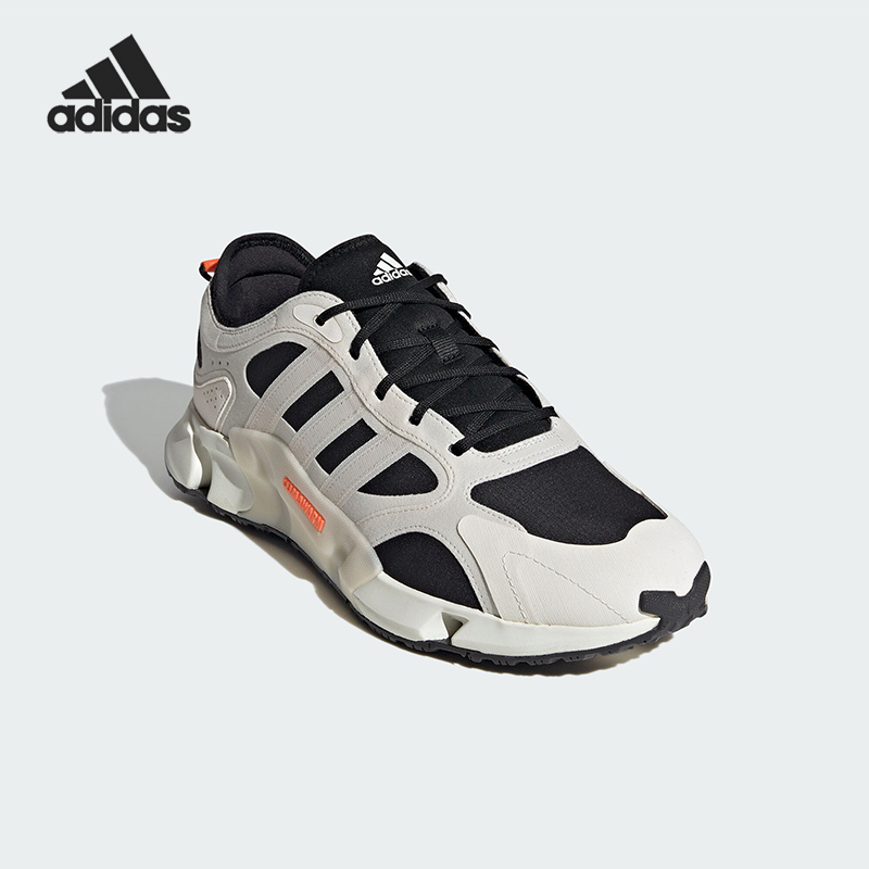 阿迪达斯男女跑步鞋IF6576