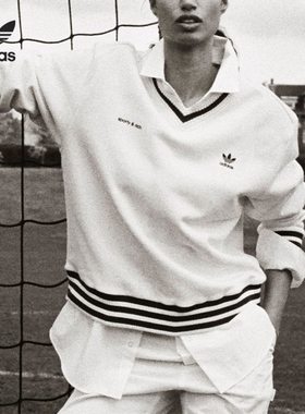 Adidas/阿迪达斯正品CREW SPORTY 三叶草女子休闲卫衣IN5247