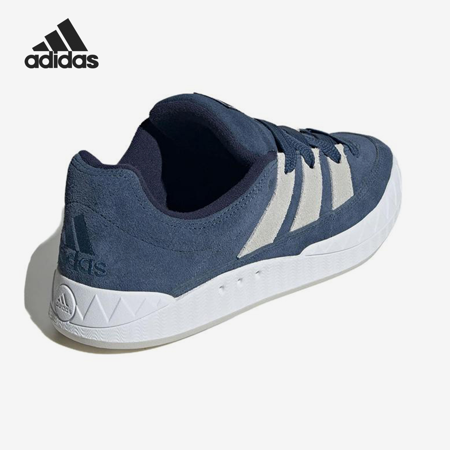 阿迪达斯经典运动滑板鞋