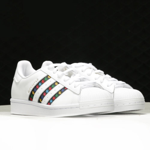 经典运动鞋Adidas/阿迪达斯