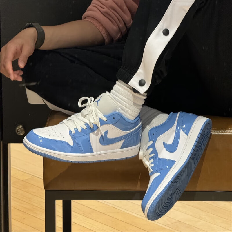 麦巨体育 正品保障 专柜正品 假一赔四麦巨