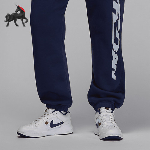 耐克女士经典透气耐磨休闲板鞋