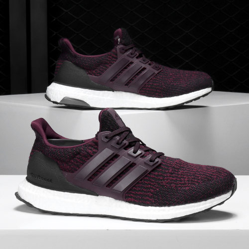 阿迪达斯UltraBoost男女跑步鞋
