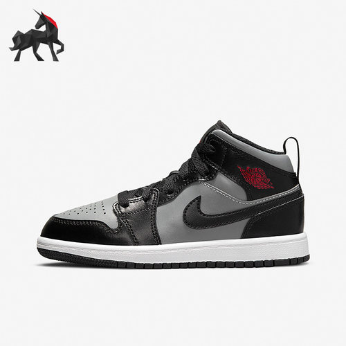 耐克女子大童实战篮球鞋