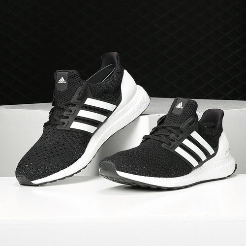 阿迪达斯正品男子减震运动跑步鞋