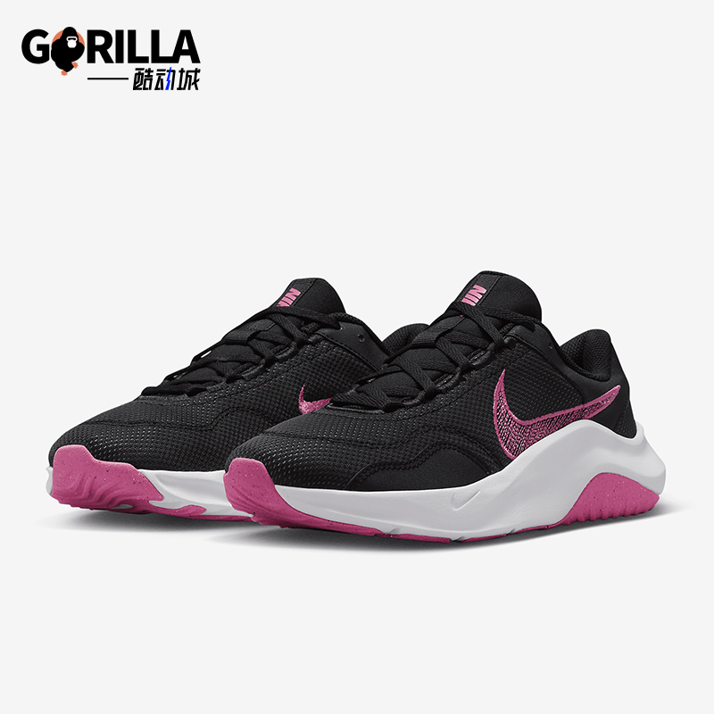 耐克女士轻盈透气训练鞋