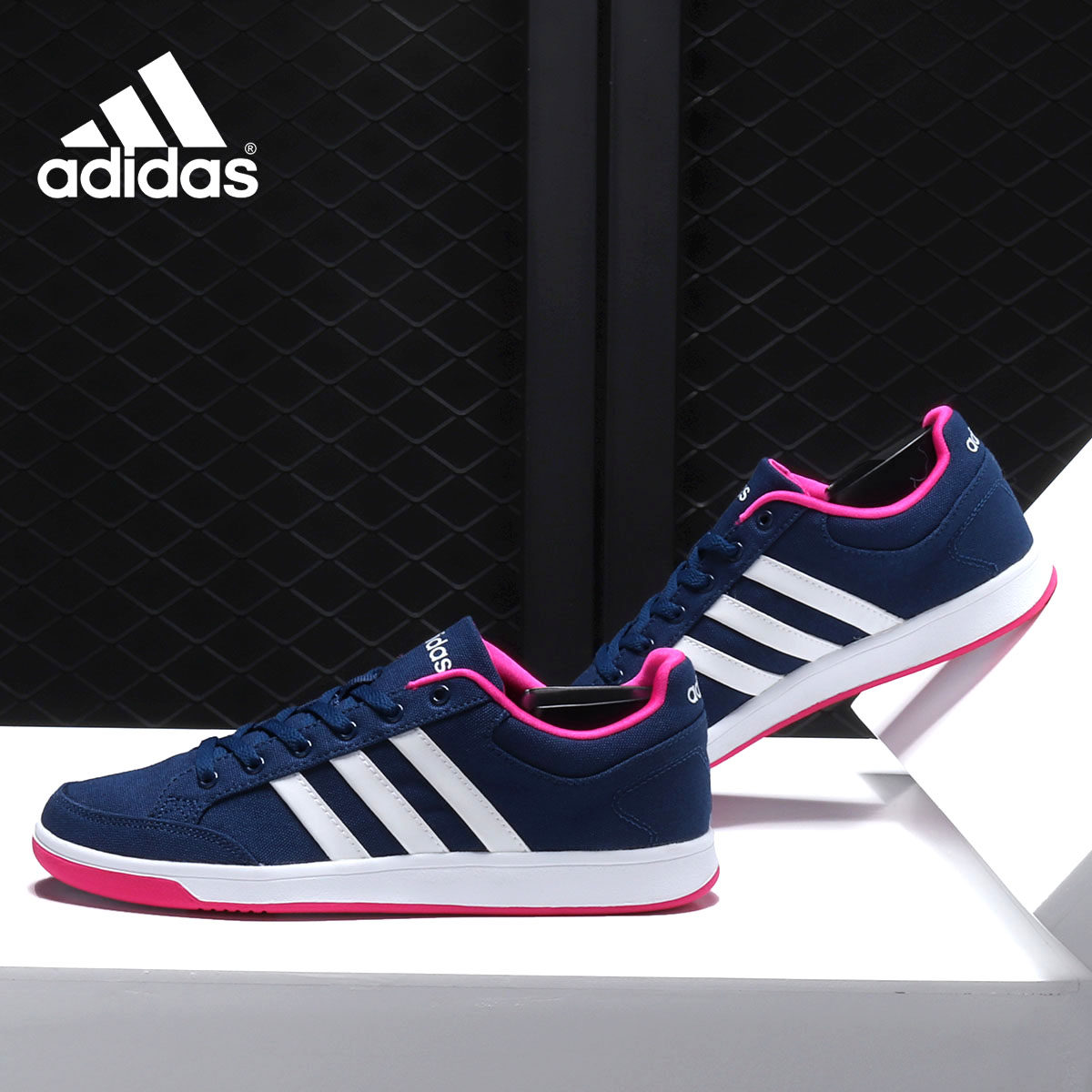 Adidas/阿迪达斯正品春夏新款低帮运动休闲女子板鞋B74203