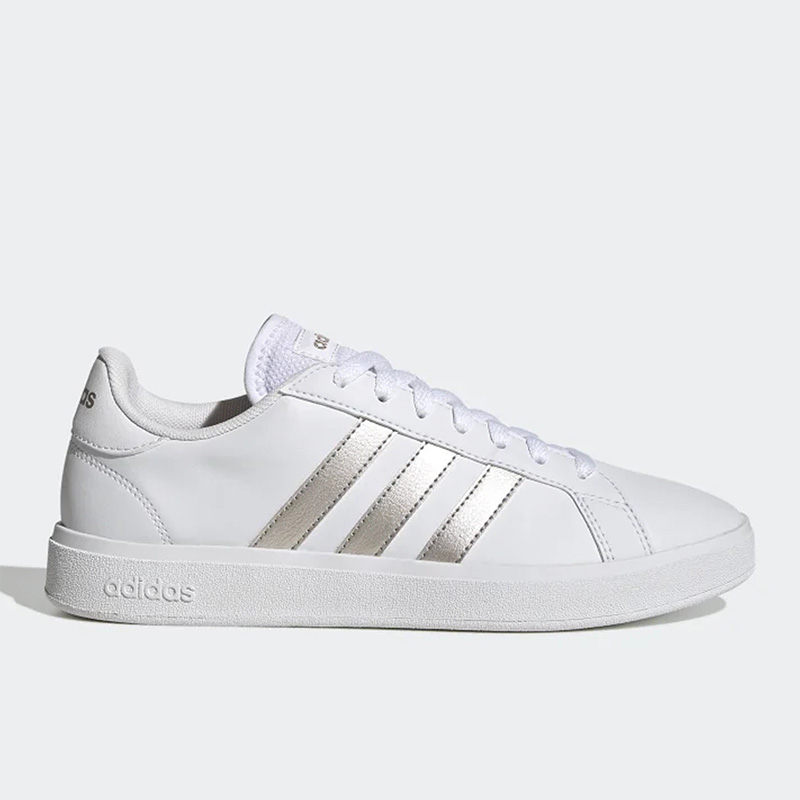 阿迪达斯女子低帮板鞋