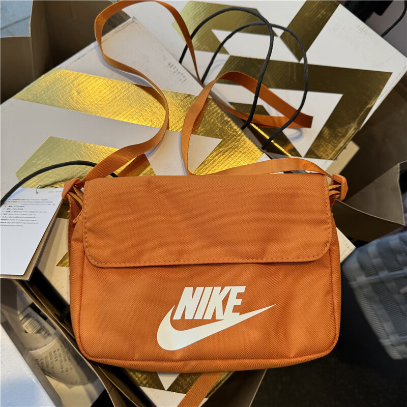Nike耐克户外旅行斜挎包男包女包正品单肩包新款运动包骑行休闲包