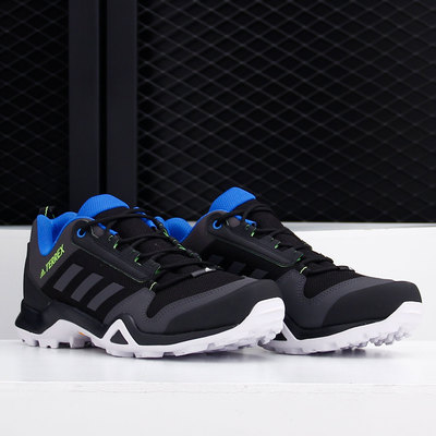 2021年春季男子时尚运动休闲鞋