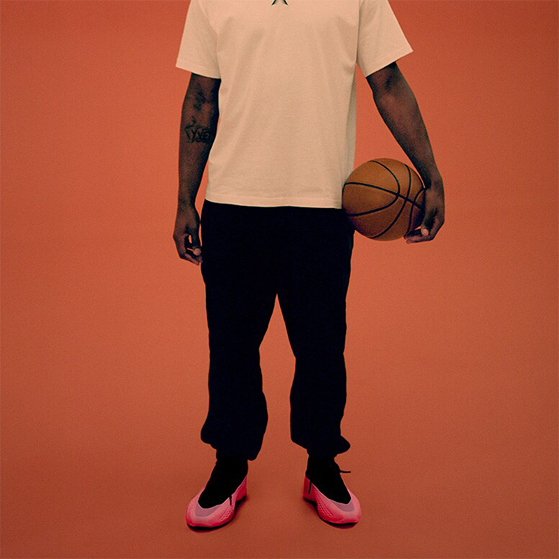 阿迪达斯男士缓震耐磨篮球鞋