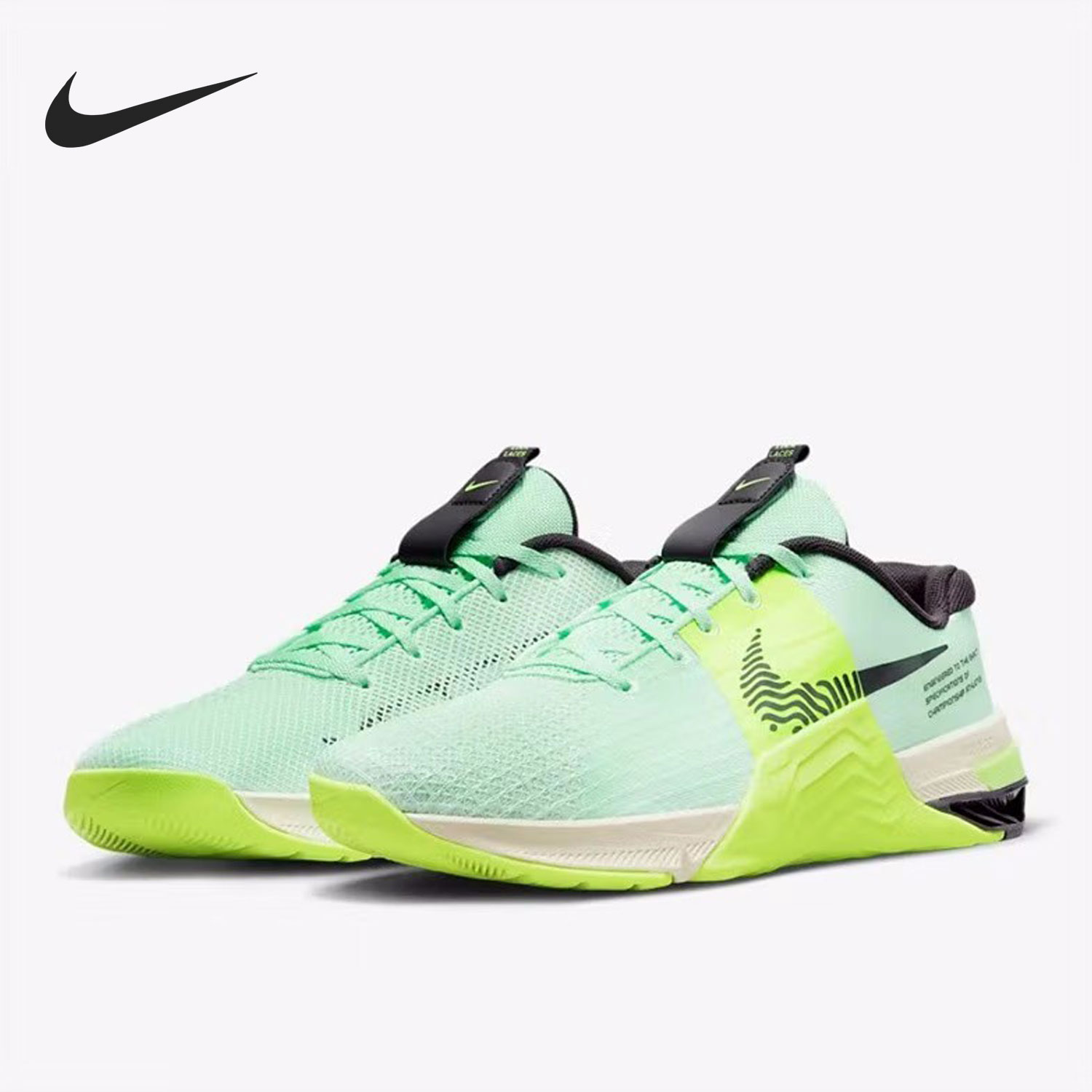 耐克男女透气轻盈训练运动鞋