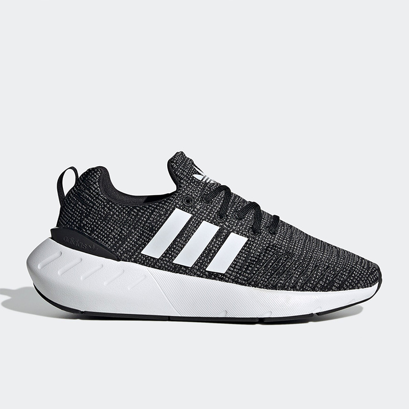 阿迪达斯正品三叶草儿童运动鞋