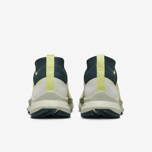 耐克男女运动缓震跑步鞋