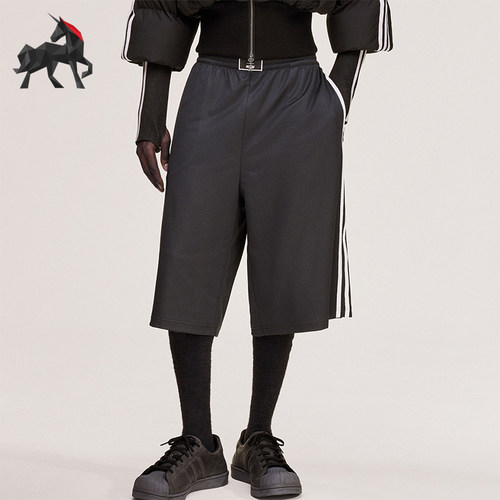 Adidas/阿迪达斯正品三叶草女士时尚运动经典潮流款短裤KD1529
