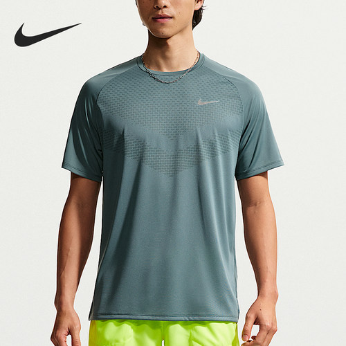 Nike/耐克正品Stride男士运动休闲印花短袖T恤衫HV5204-382