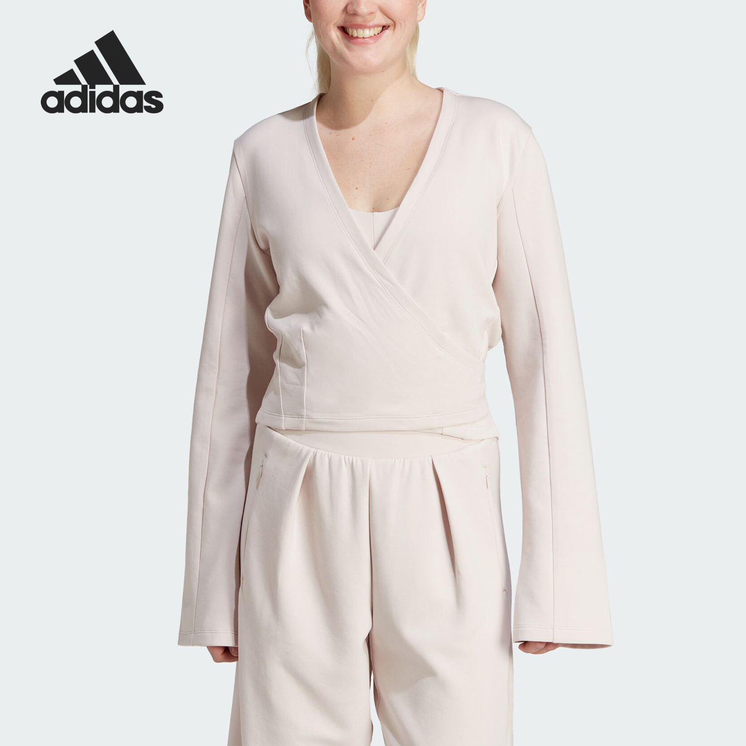 阿迪达斯女士运动瑜伽套头衫