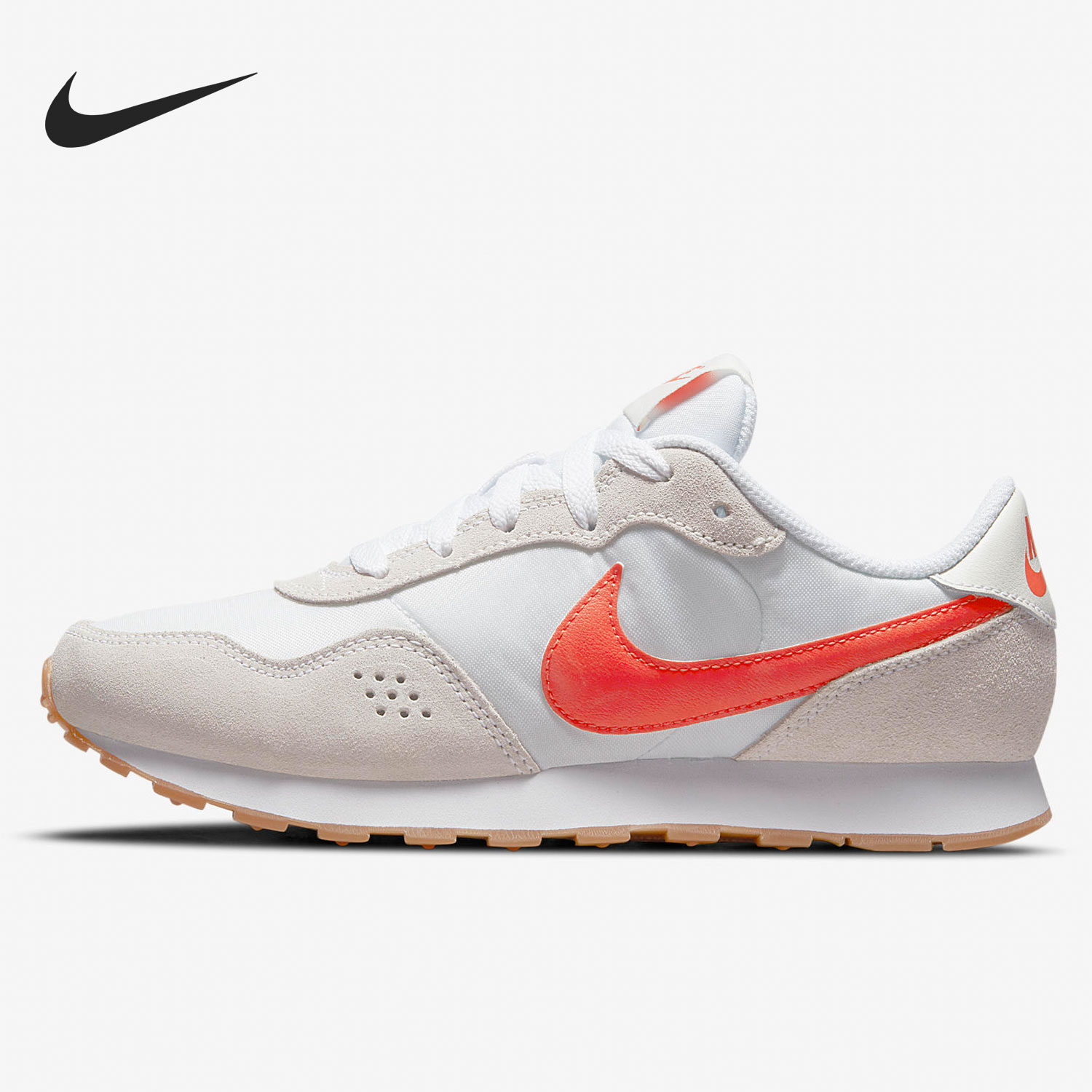 耐克2021年夏季透气运动风休闲鞋