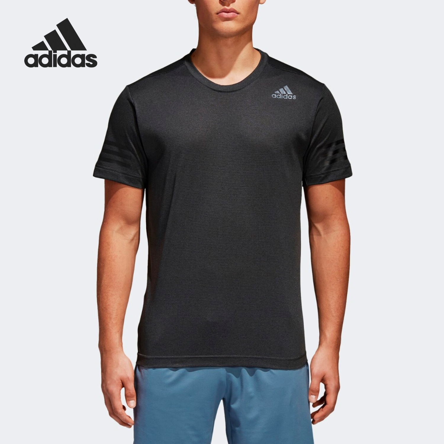 Adidas男子休闲透气短袖运动T恤