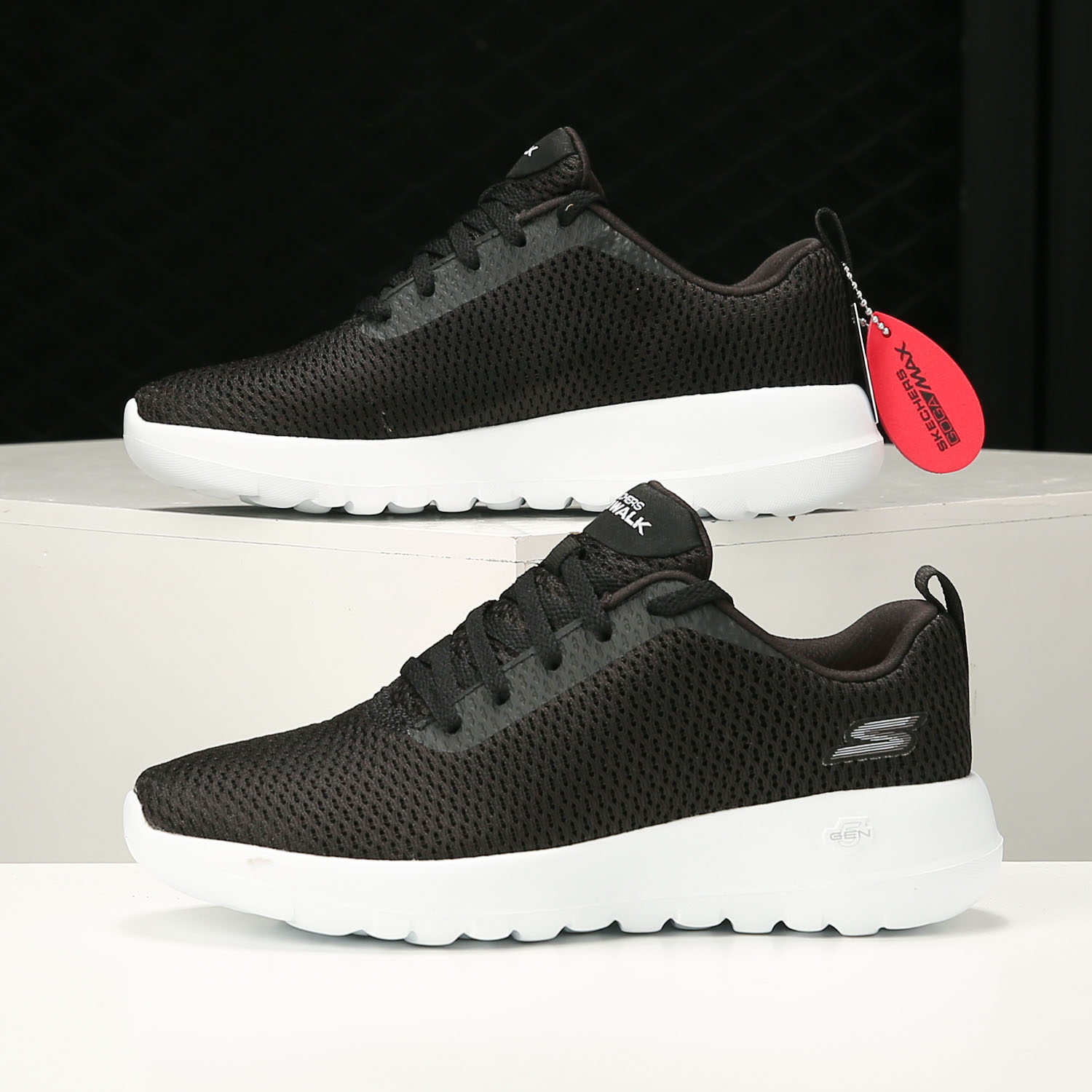 斯凯奇女子休闲运动鞋