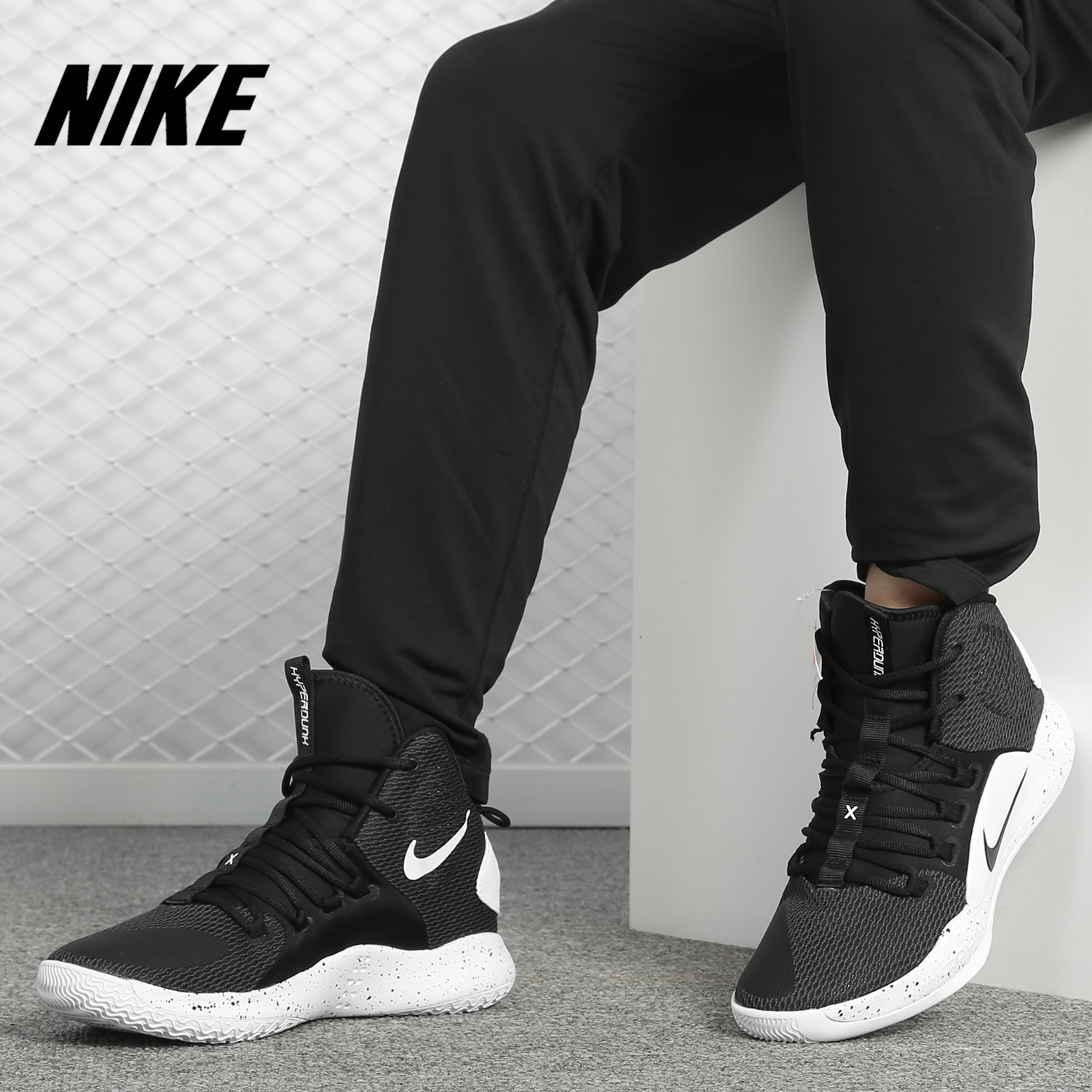 耐克男子缓震运动篮球鞋