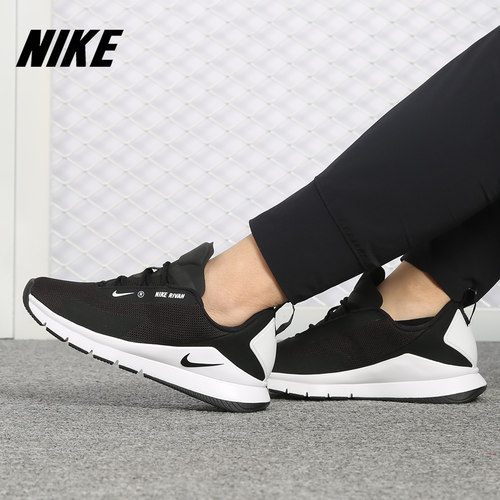 Nike/耐克正品 新款 AIR FORCE 270 女子休闲运动跑步鞋AH6774