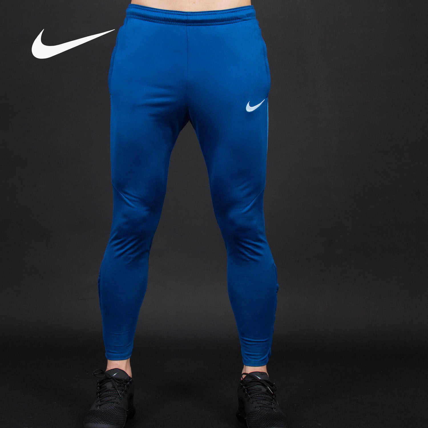 Nike/耐克正品男子新款针织收腿小脚休闲舒适 运动长裤807685