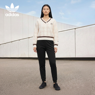 Adidas/阿迪达斯正品三叶草女士V领复古针织耐穿套头衫KC2687