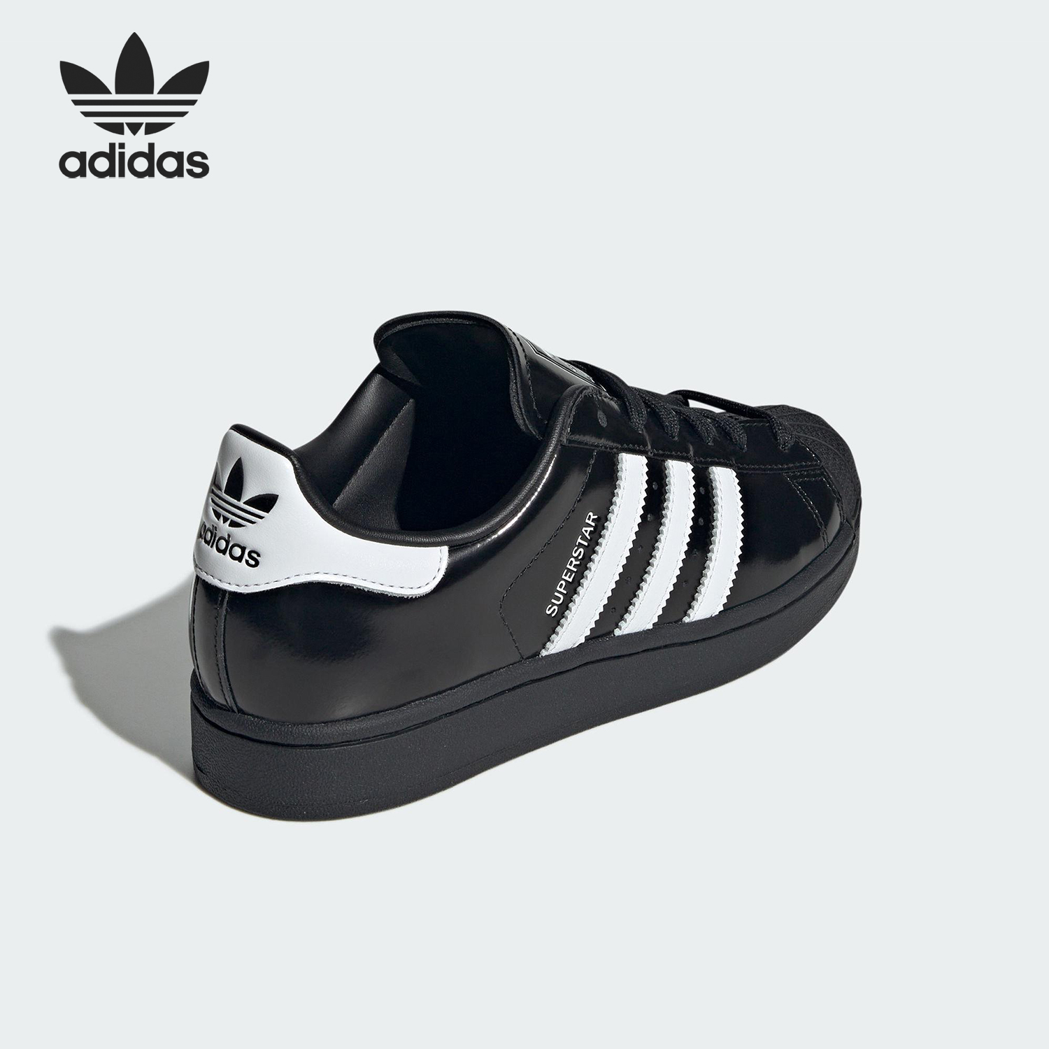 阿迪达斯女士时尚漆皮运动鞋