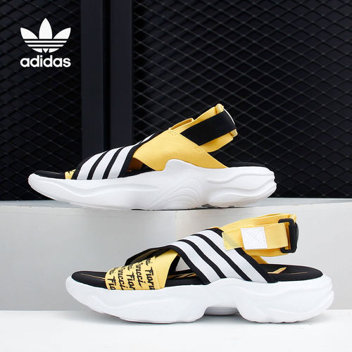Adidas/阿迪达斯女子运动凉鞋
