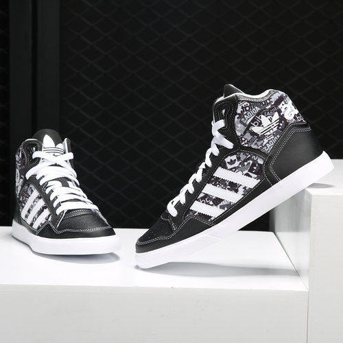 女鞋Adidas/阿迪达斯白色