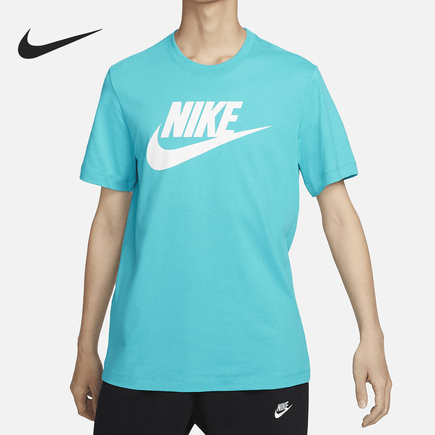 耐克男士柔软轻盈圆领短袖T恤