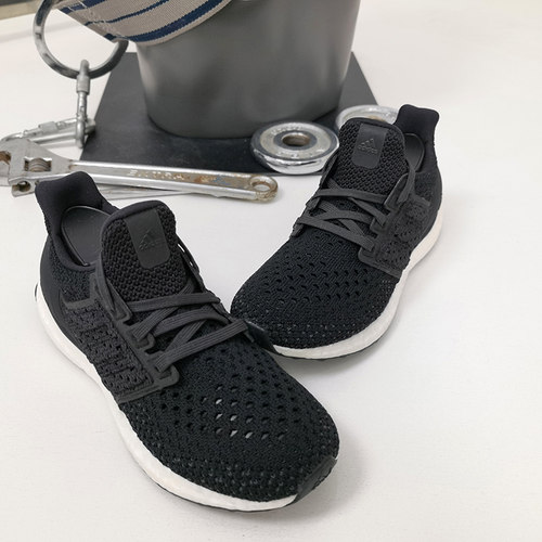 阿迪达斯UltraBOOST男子跑步鞋
