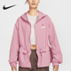Nike 668 耐穿外套IF0609 耐克正品 Sportswear女士收腰户外经典
