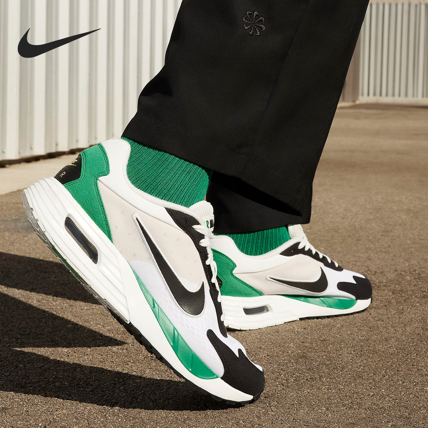 Nike/耐克男士透气跑步鞋