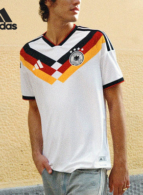 Adidas/阿迪达斯正品GERMANY 26男女运动足球修身训练短袖JN2066